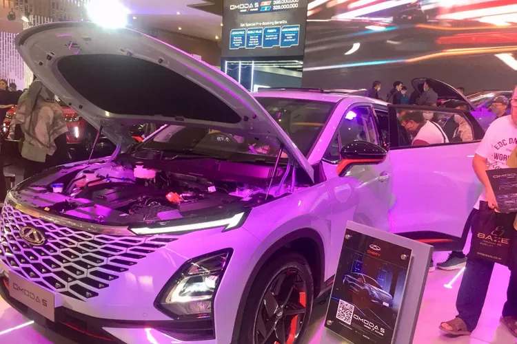 Hadir di IIMS, Chery Omoda 5 Tampil dengan Gagah dan Sporty, Simak Harga dan Spesifikasinya (ayobogor.com/ Diajeng Gentalia Rifani)