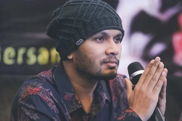 Ustadz Hanan Attaki: Saat Ramadhan, Perbanyak Bacaan Dzikir ini, Pahala Berlipat Ganda! (Foto: Ustadz @hanan_attaki)