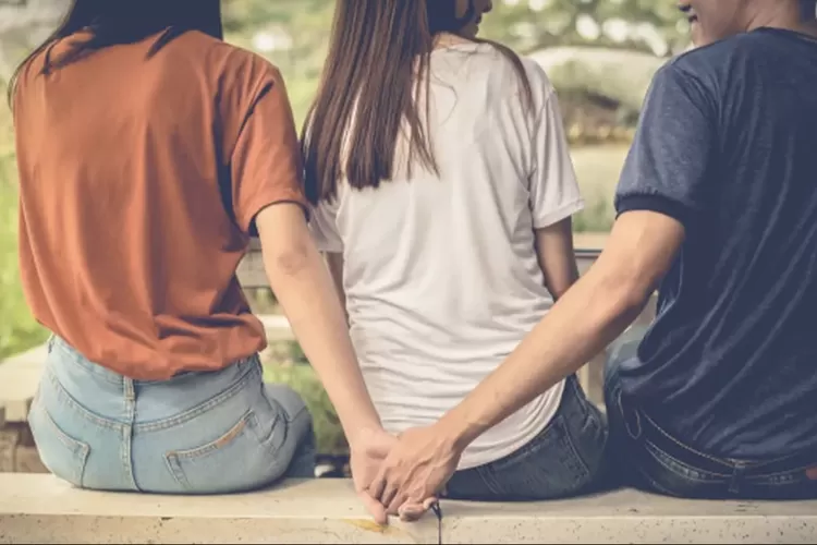 Ilustrasi hasil ramalan zodiak Gemini dan Pisces, ada orang ketiga dalam hubungan  (Pexels.com)