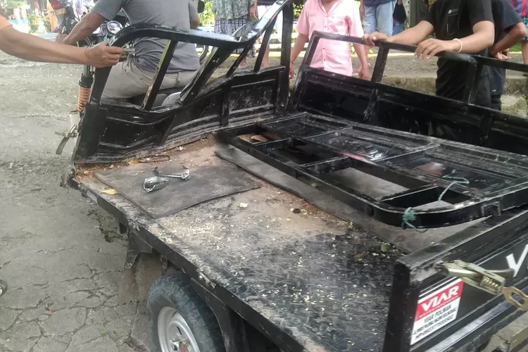 Viar yang dikendarai Mahasiswa KKN yang alami kecelakaan (Twitter @ALSXDKS)