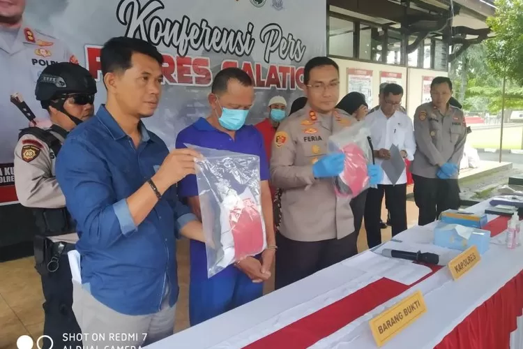 Tersangka HS saat gelar perkara di Polres Salatiga, Rabu (22/3/2023).    (Foto : Edy Susanto HM)