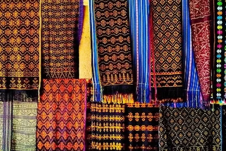 Ilustrasi kain Tenun 