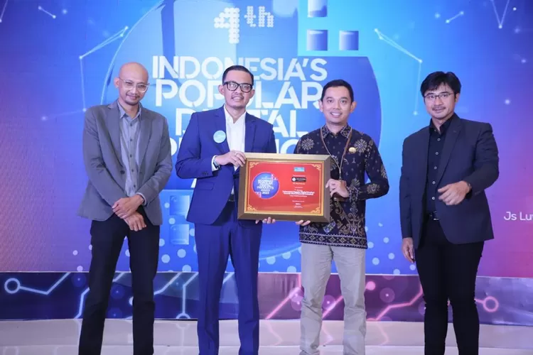 Jasa Raharja meraih penghargaan sebagai Indonesia&rsquo;s Popular Digital Product 2023, kategori E-Claim asuransi sosial (Istimewa )
