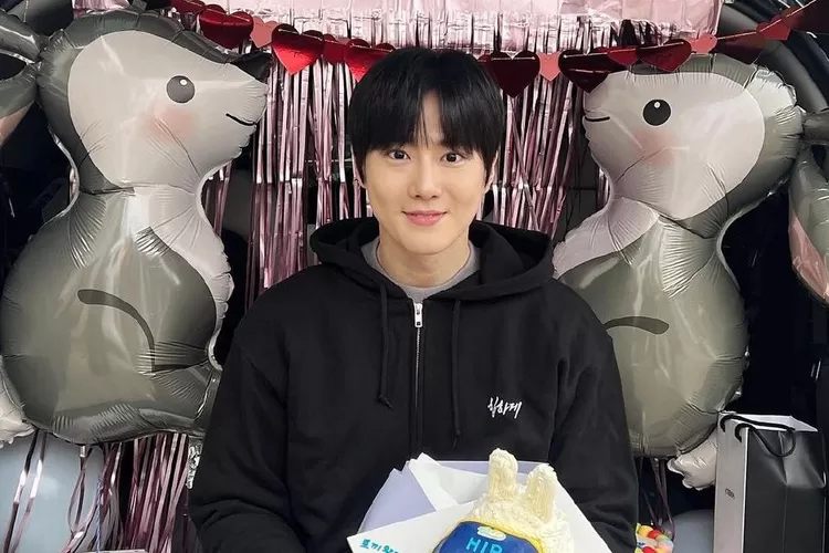 SM Enttertainment siap ambil tegas terhadap rumor tidak benar tentanng Suho EXO (Instagram @kimjuncotton)