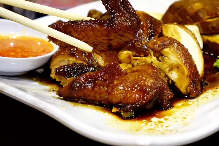 Resep Ayam Panggang Bumbu Gurih yang Empuk Rahasia Restoran, Disantap Buka Puasa dengan Keluarga Lebih Nikmat (pi)