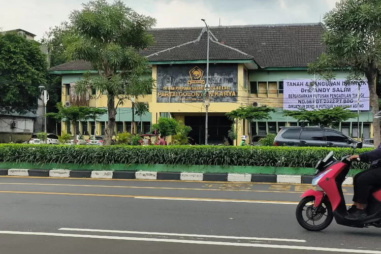 Kantor DPD Partai Golkar Kota Bekasi.