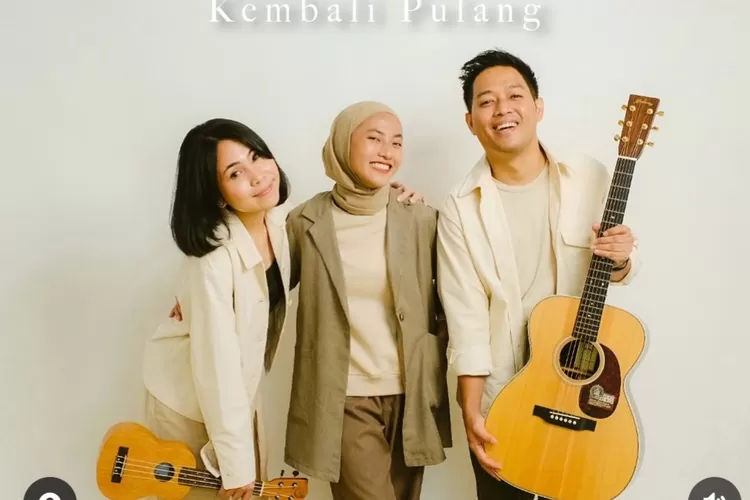 Potret Suara Kayu feat Feby Putri dalam unggahan lirik lagu Kembali Pulang (Instagram @suarakayu)