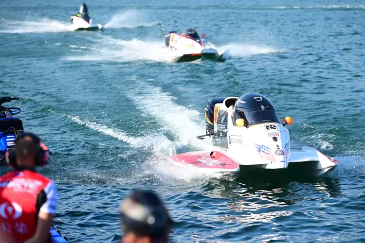 Kejuaraan dunia Powerboat 2023 di Danau Toba