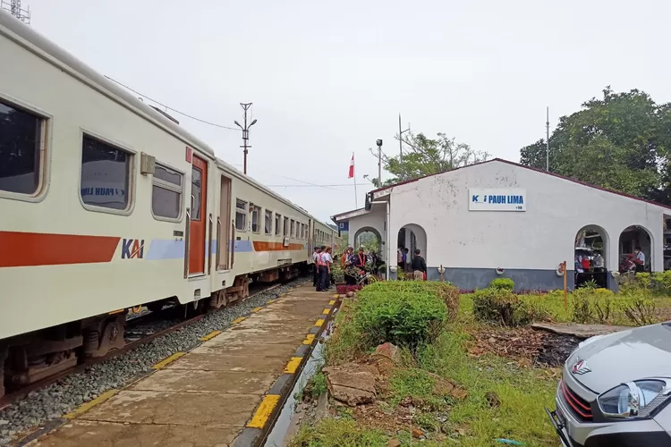 Stasiun Pauh Lima kini melayani kereta penumpang