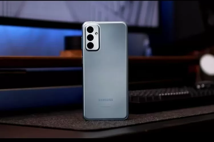 Samsung M23 5G Padukan Chipset Gaming dengan MicroSD 1TB. (YouTube Kuliah Sore)