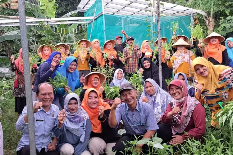 KOMPAK : saat kunjungan warga RW2 dsn RW6 Kelurahan Beji Timur, Kevamatan Beji.&nbsp; (ISTIMEWA)