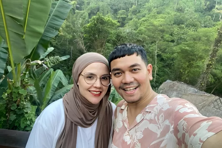 Indra Bekti dan Aldila Jelita. (Sumber: Instagram @indrabekti)