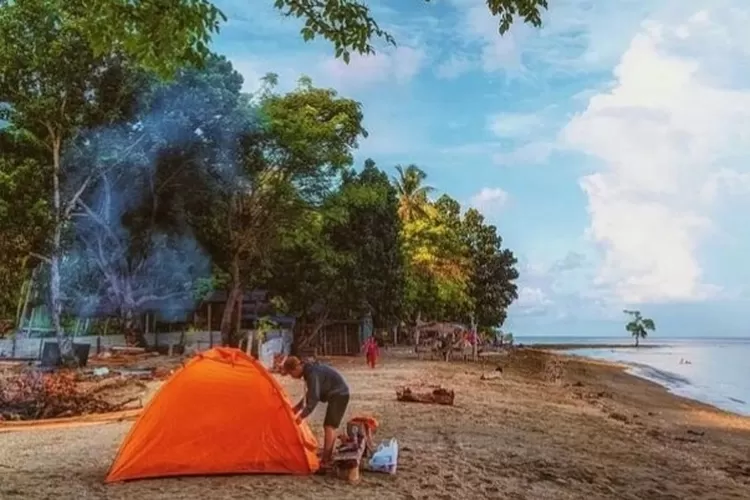 Bukit Ollon salah satu tempat wisata di Toraja negeri di atas awan Sulawesi Selatan. (Instagram.com/@explore_sulawesibarat)