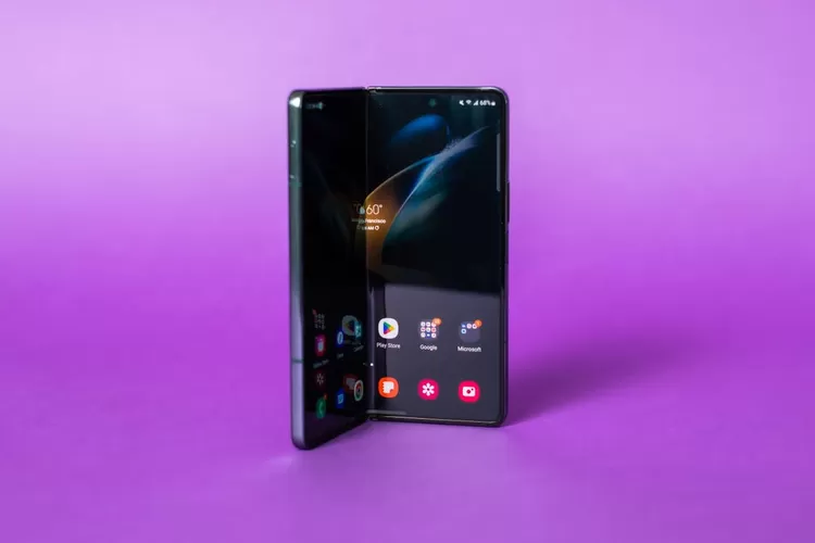 Tampil Dengan Desain Baru, Galaxy Z Fold 5 Dipastikan Jadi Lebih Tipis ...