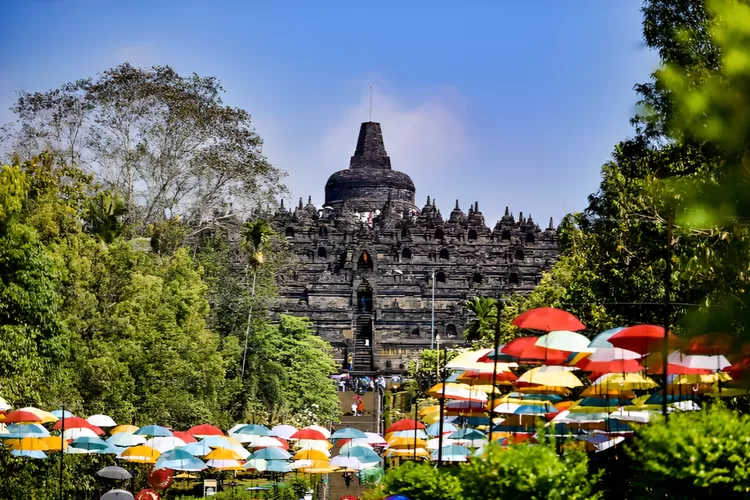  Candi Borobudur ama dari abu vulkanik Gunung Merapi/ unsplash.com (JAKARTA INSIDER )