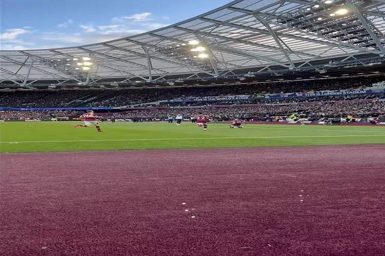 Illustrasi Prediksi Skor Brighton vs West Ham Liga Inggris 2022 2023 Pkul 22.00 WIB Pekan 26 (www.instagram.com/@westham)