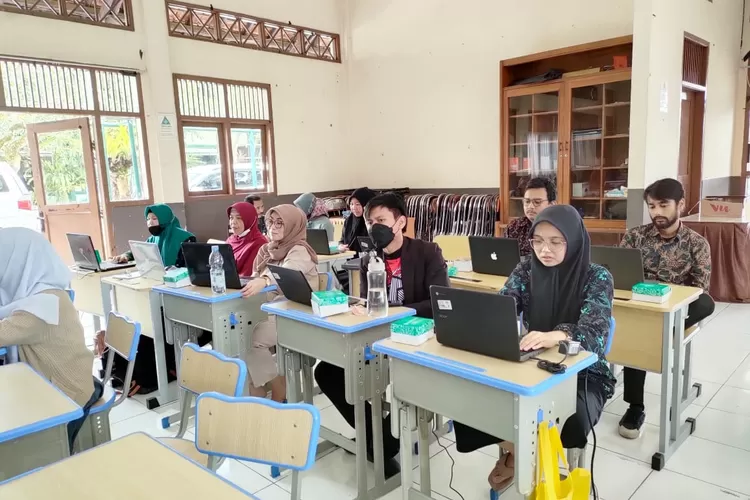 Semua orang akan bergerak dengan optimismenya, berharap pada Tuhan adalah optimisme yang tidak akan pernah mati (GoraJuara.com/dok aksi)