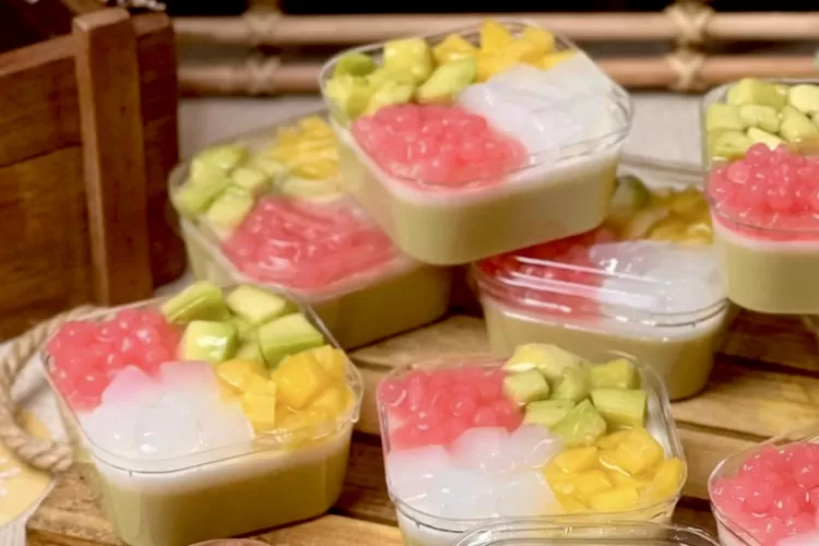Resep Puding Es Teler, Segar Nikmat Untuk Buka Puasa di Bulan Ramadhan 2023 (Foto: Instagram @sherlygondo)