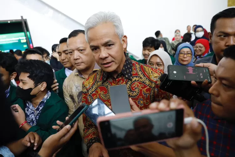 Gubernur Jawa Tengah Ganjar Pranowo saat mengomentari penundaan pemilu. (Humas Pemprov)