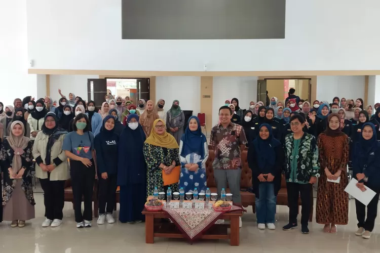 para narasumber Seminar PPIA Menuju Indonesia Emas Tahun 2045  (dok. bandung.go.id)