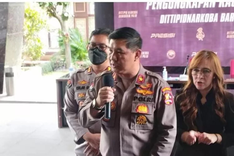 Karo Penmas Divisi Humas Polri Brigjen Pol Ahmad Ramadhan  menyatakan Polri akan mengerahkan personel untuk menjaga rumah parga korban kebakaran Depo Pertamina Plumpang untuk antisipasi terjadinya penjarahan