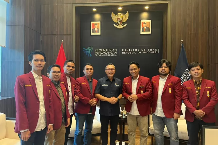 Menteri Perdagangan, Zulkifli Hasan saat audiensi dengan DPP IMM di Jakarta, Selasa (7/3/2023).
