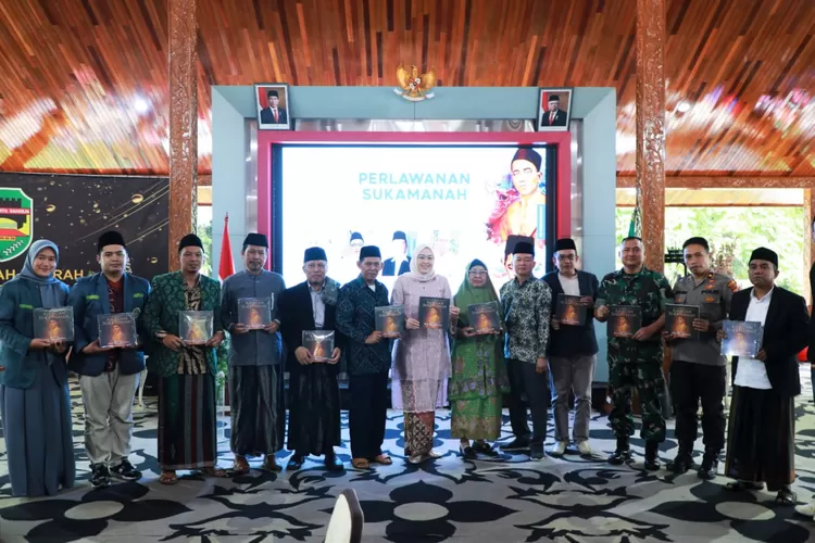 Bupati Purwakarta Anne Ratna Mustika dalam Seminar Diaspora Penyintas Perlawanan Sukamanah. (Humas Pemkab Purwakarta)