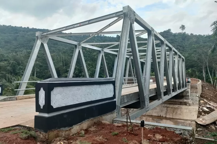 Perbaikan Jembatan Cibayongbong, Purwakarta, sudah rampung dilakukan (Humas Pemkab Purwakarta)