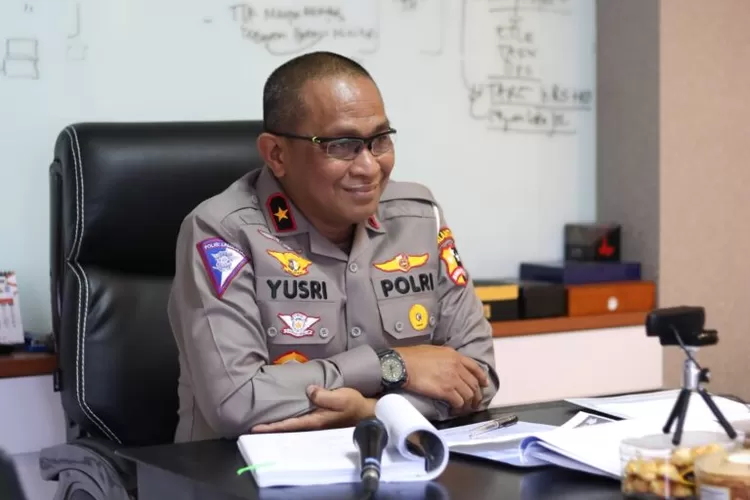 Dirregident Korlantas Polri Brigjen Pol Yusri Yunus, memaparkan terkait Kebijakan Meluncurkan Buku Ujian Teori SIM (dok. humas.polri.go.id)