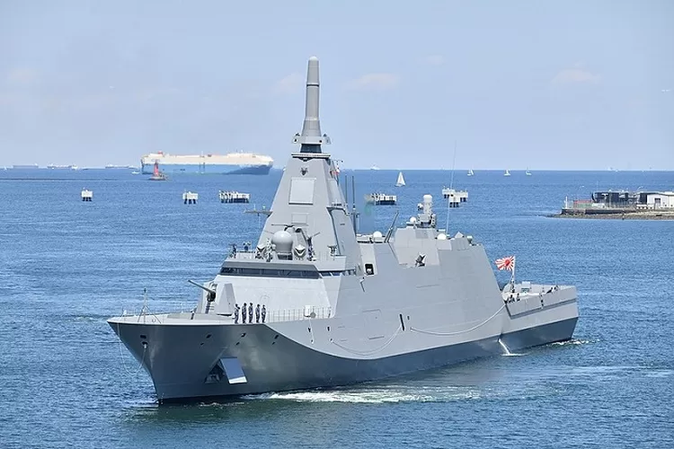 Fregat Mogami Class yang semakin mungkin Indonesia miliki  (Japan Times)