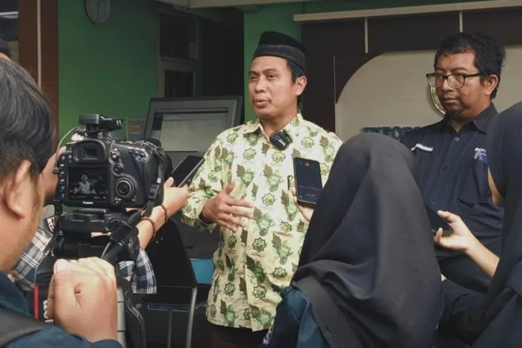 Prodi Komunikasi Universitas Islam Bunga Bangsa mengadakan praktik wawancara doorstop dan konferensi pers. 