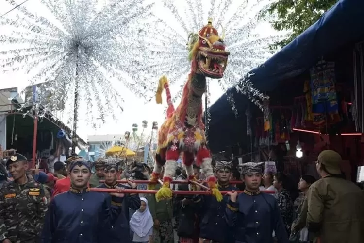 Warak Ngendog sebagai ikon Dugderan di Kota Semarang.  (Ayosemarang.com)