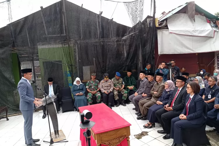 Wali Kota Bogor, Bima Arya melantik dua kepala dinas baru di Lingkup Pemerintah Kota (Pemkot) Bogor, Jumat (10/3/2023).