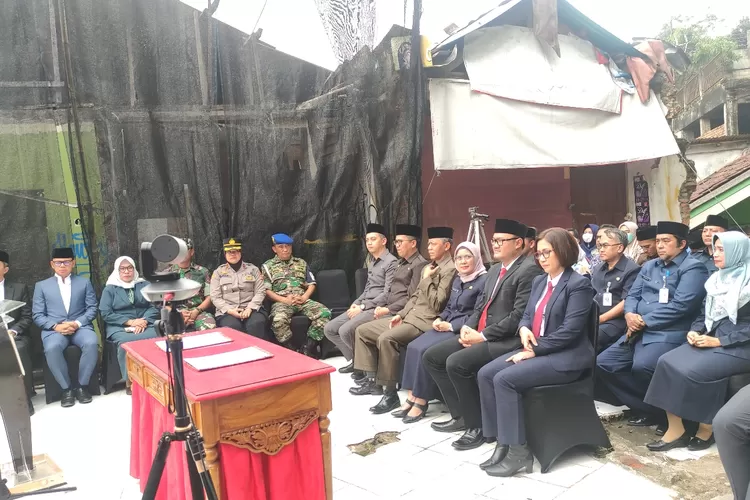 Momen pelantikan pejabat struktural untuk Kepala DPUPR dan Diarpus di lingkungan Pemerintah Kota Bogor yang berlangsung di Jalan Otista. 