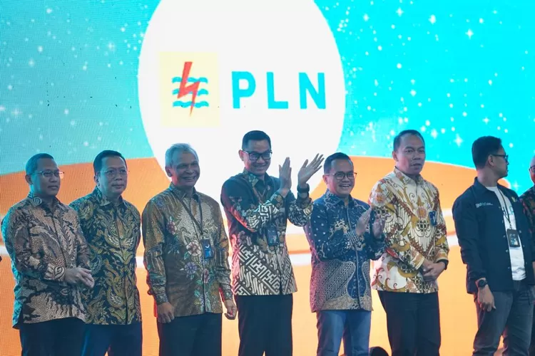 PLN Borong 5 Penghargaan Communications and Sustainability di Ajang BUMN Corporate. (Humas PLN )