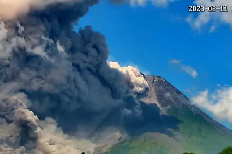 Ilustrasi status Gunung Merapi siaga 3 dan perlunya mitigasi aktivitas Gunung Merapi. (Tangkapan layar rilis Badan Geologi.)