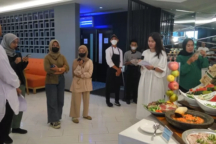 Suasana gathering media dalam rangka menyongsong Ramadhan dan Anniversary hotel Innside by Melia.  (Teguh Priyono)