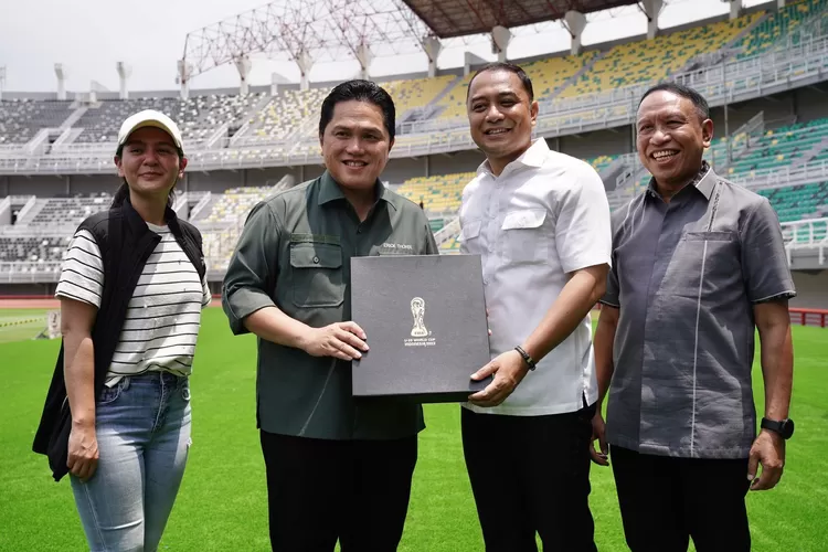 Ketua Panpel Piala Dunia U-20, Erick Thohir, Senin 13 Maret Inspeksi ke GBT Surabaya  (foto Humas PSSI)