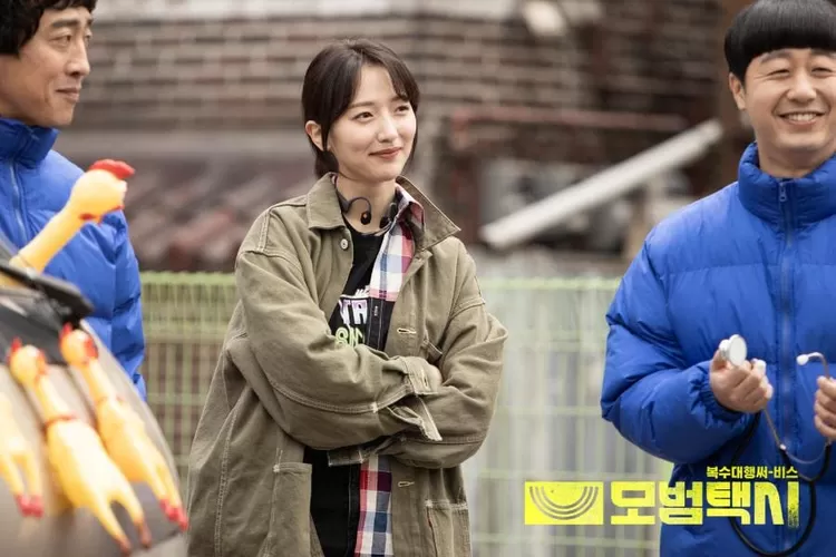 Sebelum ketinggalan terlalu jauh, saat ini Anda sudah bisa nonton drama Korea Taxi Driver Season 2 melalui link VIU malam ini. (IMDb)