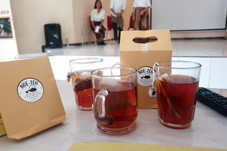 Produk Teh Karya Siswa Kelas XII IPA SMAN 15 Bandung (GoraJuara.com/dok AKSI)