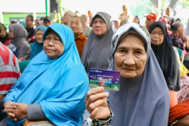 Kartu Lansia Jakarta 2023 Cair? Pencairan Hanya untuk Kriteria Penerima Ini