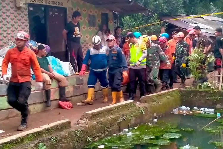 Korban longsor di Kota Bogor ditemukan