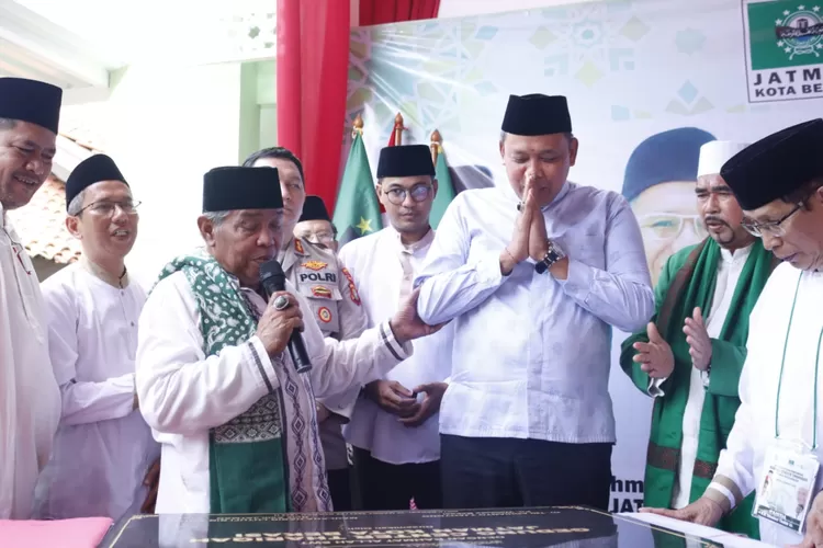 Plt Wali Kota Bekasi Tri Adhianto. (Humas Pemkot Bekasi)