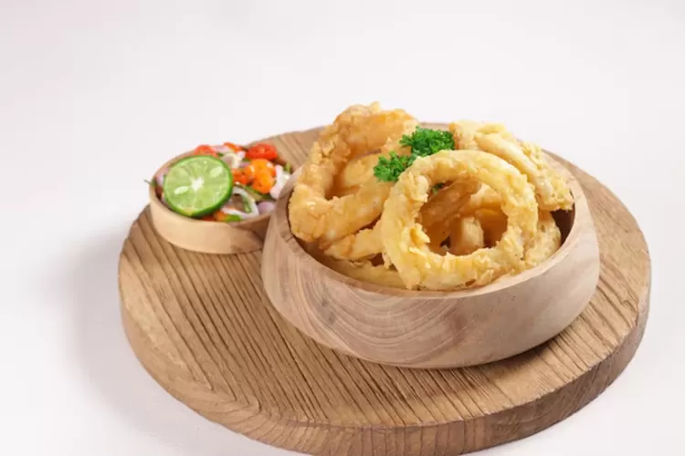 Resep Cumi Goreng Kremes, Kriuknya Jadi Kesukaan Si Kecil Agar Semangat Buka Puasa (freepik)
