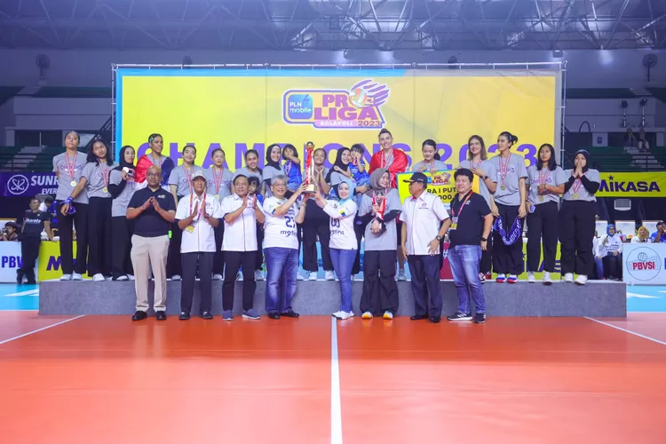 Tim voli putri bandung bjb Tandamata berhasil menyabet gelar juara pada ajang Proliga 2023 setelah mengalahkan Jakarta Pertamina Fastron. (ayopontianak.com/dok. bank bjb)