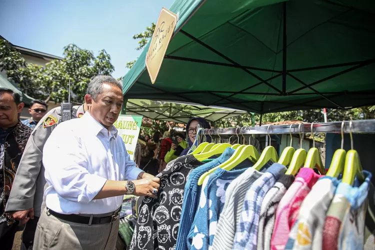 soal impor pakaian bekas (thrifting), Pemerintah Kota Bandung menyatakan, itu kewenangan pemerintah pusat, dan idealnya bukan sekedar larangan perlu solusi (dok. bandung.co.id)