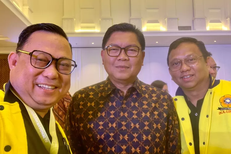 Direktur Utama Bank Mandiri, Darmawan Junaidi terpilih menjadi Ketua Umum dalam Munas IV IKA Unsri di Plaza Bank Mandiri Jakarta, Minggu (19/3) untuk periode 2023-2027 (istimewa)