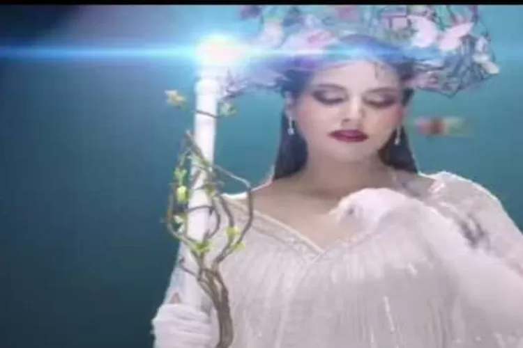 Tasya Farasy gandeng Designer Texsaverio (@Tasyafarasya)