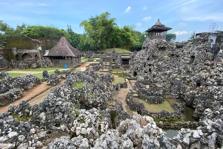 Tempat Wisata Goa Sunyaragai (Humas BPTAGS)