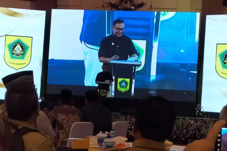 Plt Bupati Bogor Iwan Setiawan (Catatan Fakta)